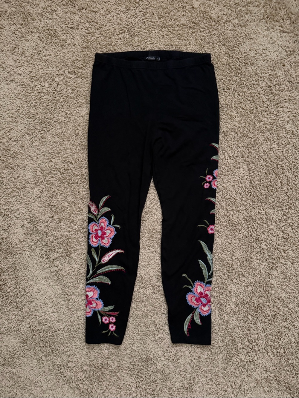 Johnny Was Embroidered Colorful Floral Black Leggings Size Medium
